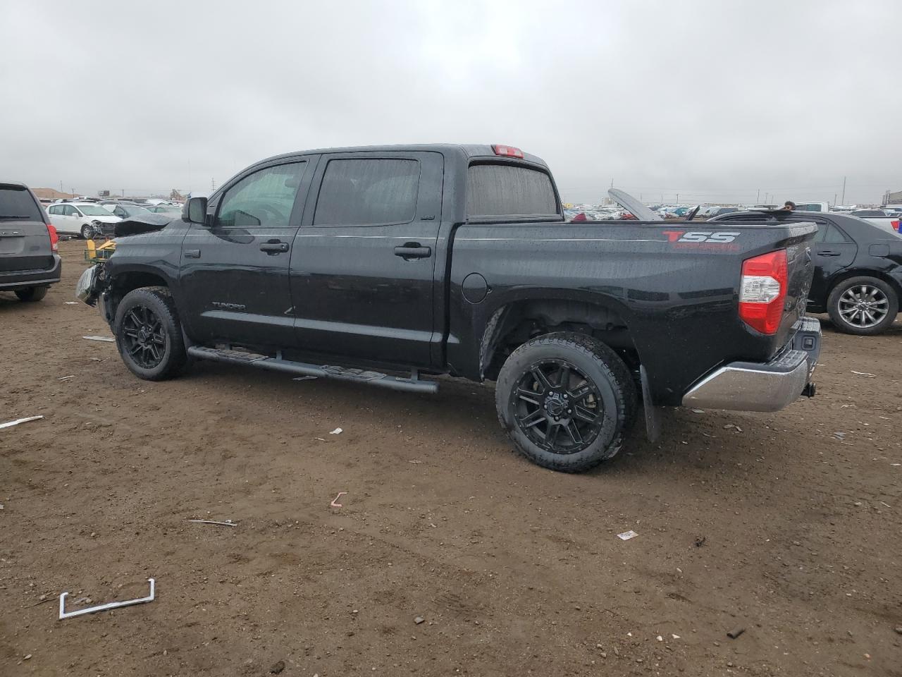 Photo 1 VIN: 5TFDW5F10KX845874 - TOYOTA TUNDRA 