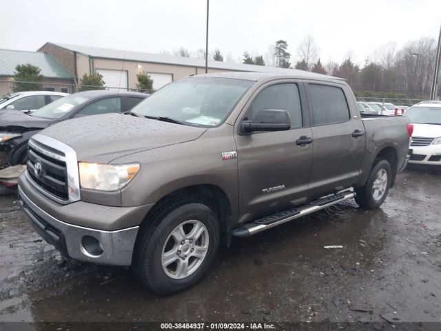 Photo 1 VIN: 5TFDW5F11AX122047 - TOYOTA TUNDRA 