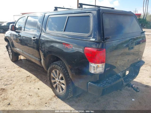 Photo 2 VIN: 5TFDW5F11DX289982 - TOYOTA TUNDRA 