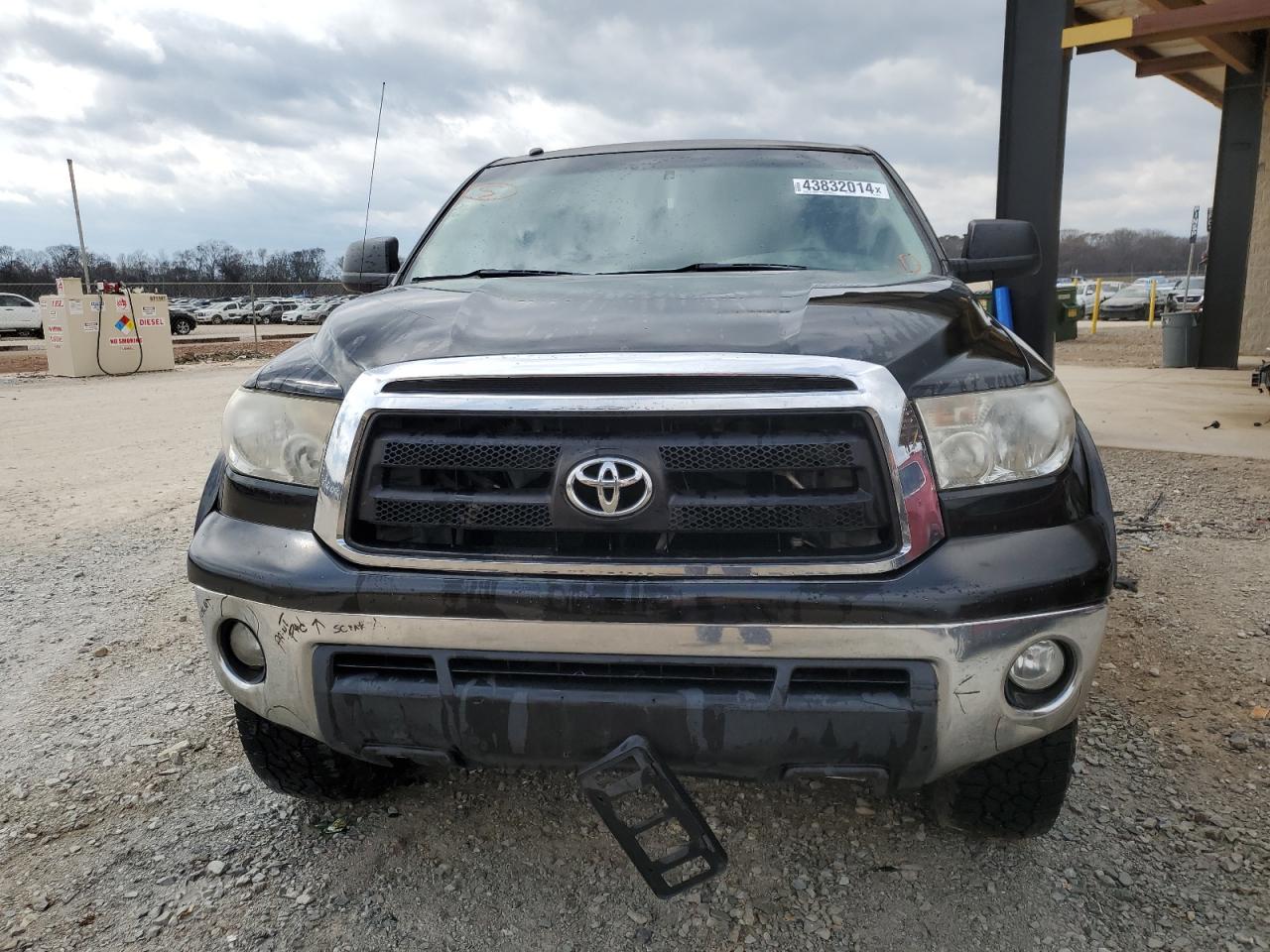 Photo 4 VIN: 5TFDW5F11DX308434 - TOYOTA TUNDRA 