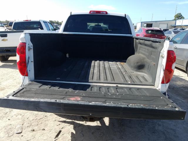 Photo 8 VIN: 5TFDW5F11EX384575 - TOYOTA TUNDRA CRE 