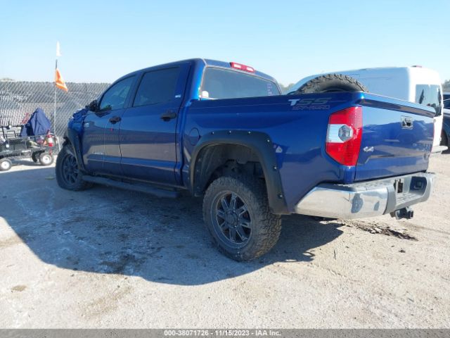 Photo 2 VIN: 5TFDW5F11FX424249 - TOYOTA TUNDRA 