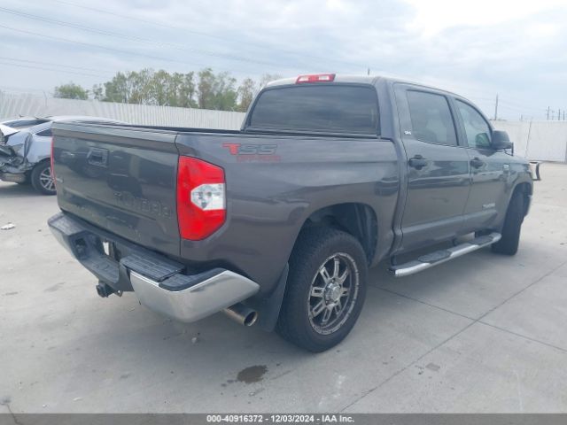 Photo 3 VIN: 5TFDW5F11FX473791 - TOYOTA TUNDRA 