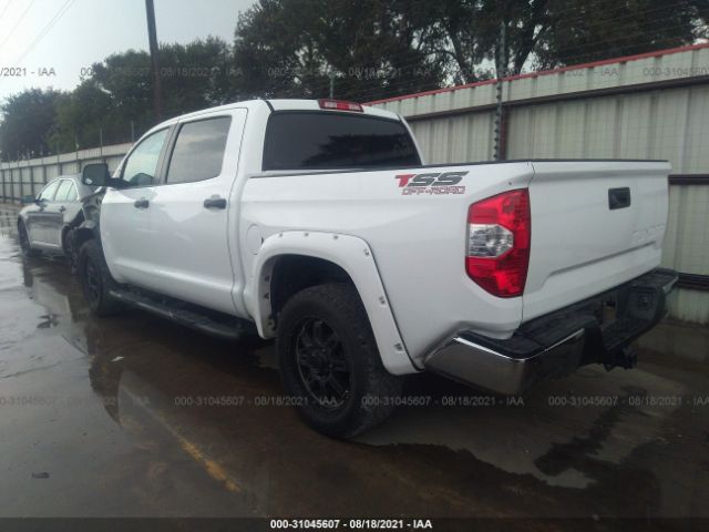 Photo 2 VIN: 5TFDW5F11FX486587 - TOYOTA TUNDRA 4WD TRUCK 