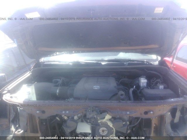 Photo 9 VIN: 5TFDW5F11GX529505 - TOYOTA TUNDRA 4WD TRUCK 