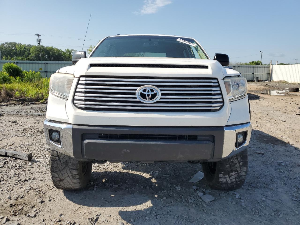 Photo 4 VIN: 5TFDW5F11GX553173 - TOYOTA TUNDRA 