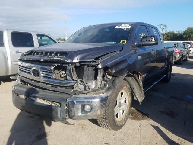 Photo 1 VIN: 5TFDW5F11HX621392 - TOYOTA TUNDRA CRE 