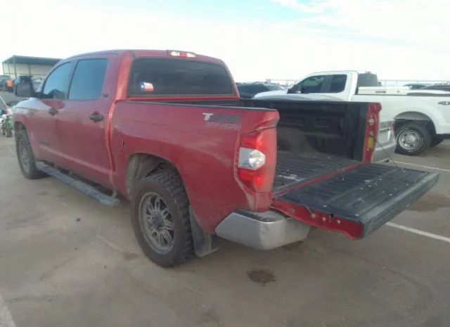 Photo 2 VIN: 5TFDW5F11HX622199 - TOYOTA TUNDRA 4WD 