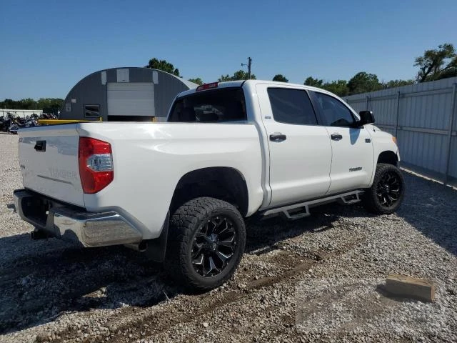 Photo 2 VIN: 5TFDW5F11HX669829 - TOYOTA TUNDRA 