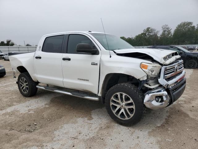 Photo 3 VIN: 5TFDW5F11HX677235 - TOYOTA TUNDRA CRE 