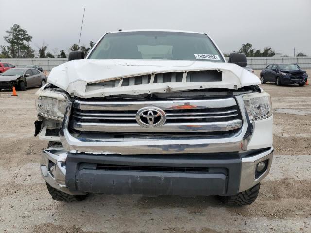 Photo 4 VIN: 5TFDW5F11HX677235 - TOYOTA TUNDRA CRE 