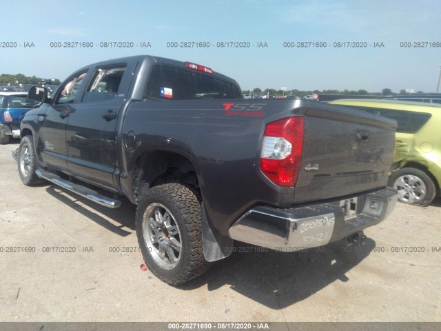 Photo 2 VIN: 5TFDW5F11JX710188 - TOYOTA TUNDRA 4WD 