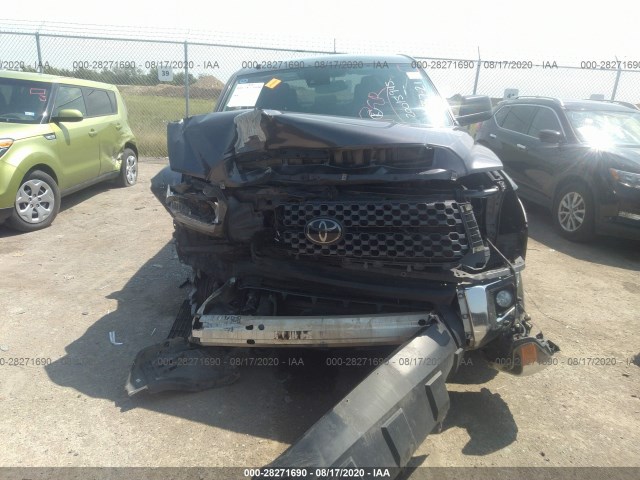 Photo 5 VIN: 5TFDW5F11JX710188 - TOYOTA TUNDRA 4WD 