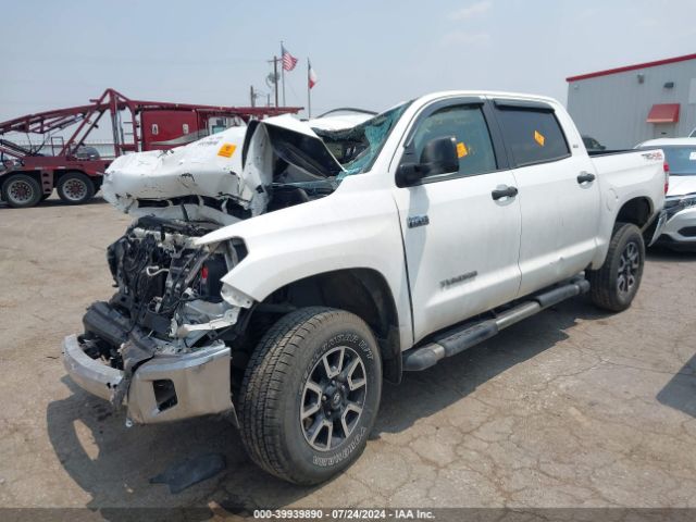 Photo 1 VIN: 5TFDW5F11JX728769 - TOYOTA TUNDRA 