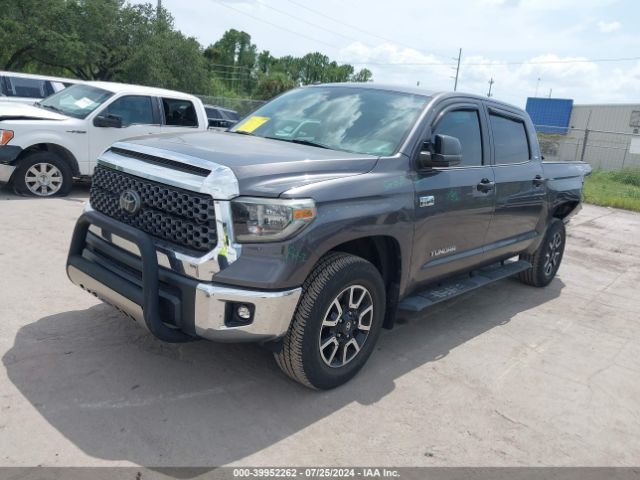 Photo 1 VIN: 5TFDW5F11JX769323 - TOYOTA TUNDRA 