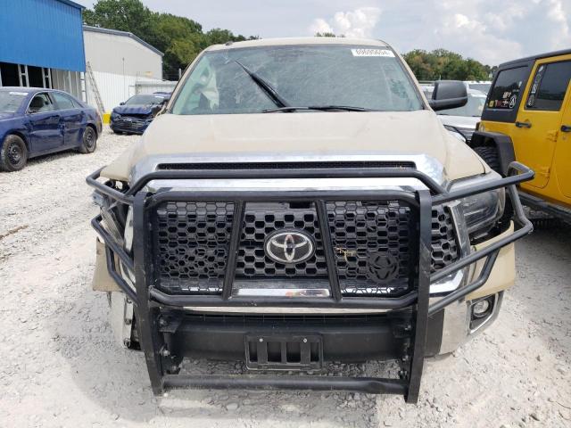 Photo 4 VIN: 5TFDW5F11KX807621 - TOYOTA TUNDRA CRE 