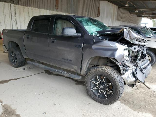 Photo 3 VIN: 5TFDW5F11KX857869 - TOYOTA TUNDRA CRE 