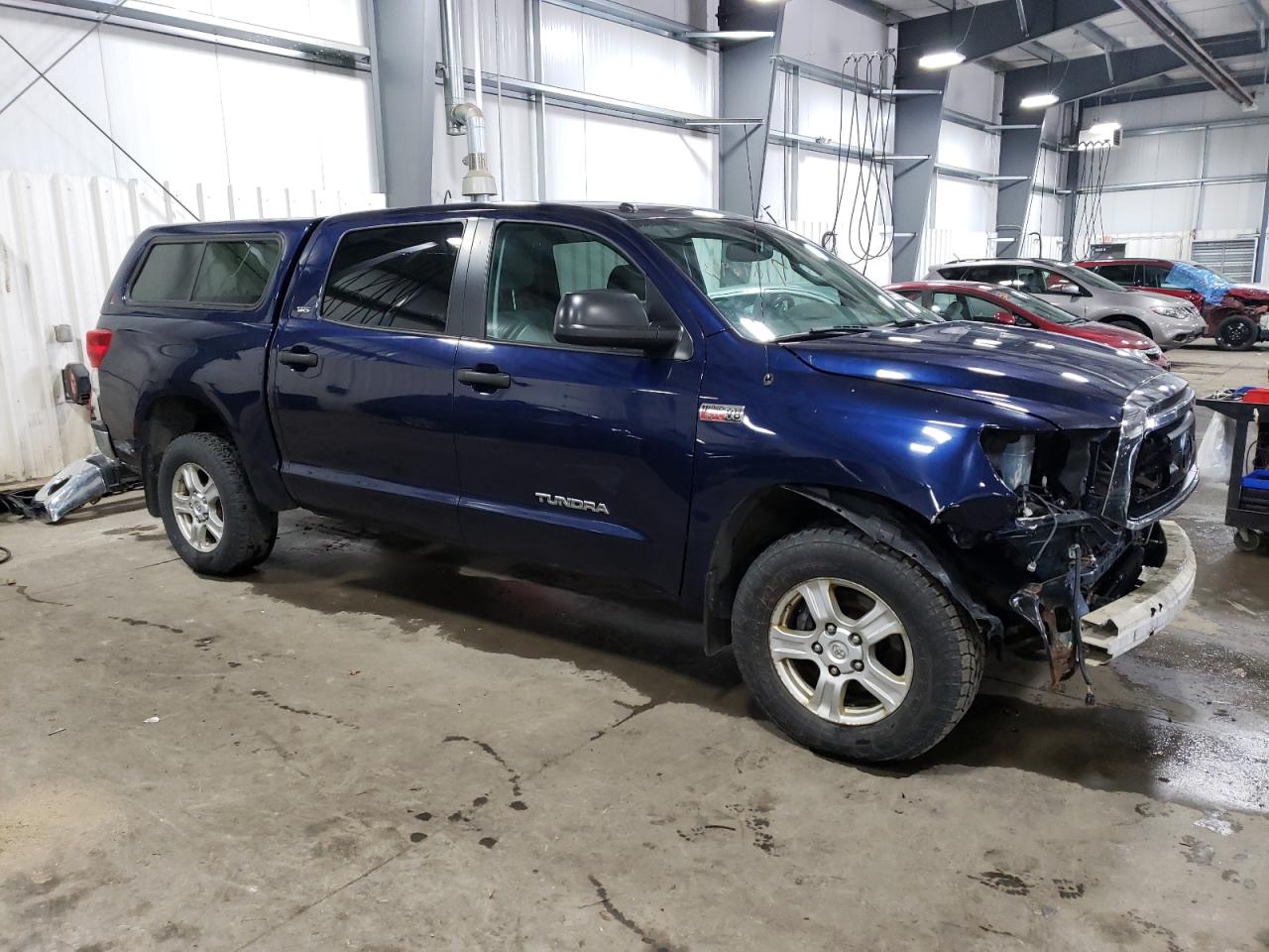 Photo 3 VIN: 5TFDW5F12BX172604 - TOYOTA TUNDRA 