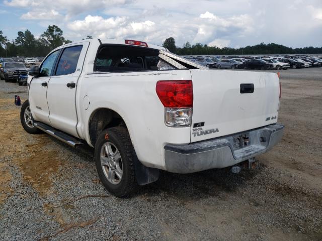 Photo 2 VIN: 5TFDW5F12DX290137 - TOYOTA TUNDRA CRE 