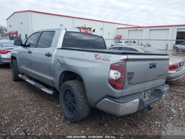 Photo 2 VIN: 5TFDW5F12FX482662 - TOYOTA TUNDRA 