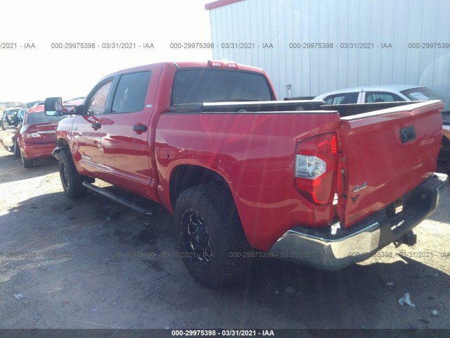 Photo 2 VIN: 5TFDW5F12GX544269 - TOYOTA TUNDRA 4WD TRUCK 