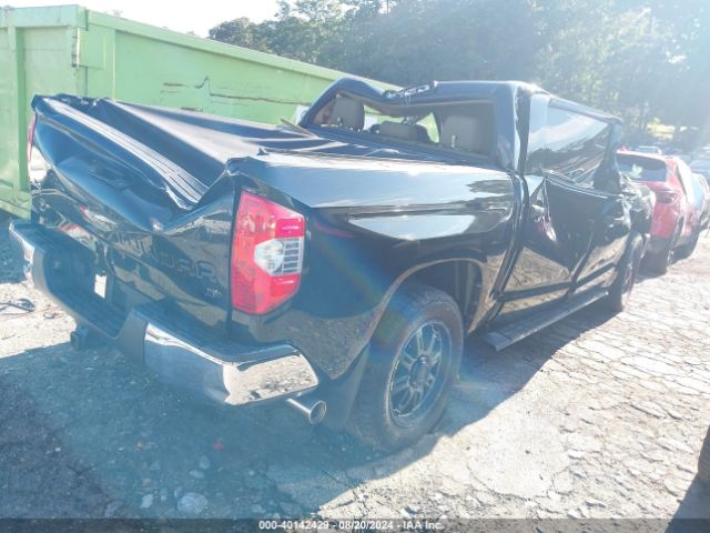 Photo 3 VIN: 5TFDW5F12GX566918 - TOYOTA TUNDRA 