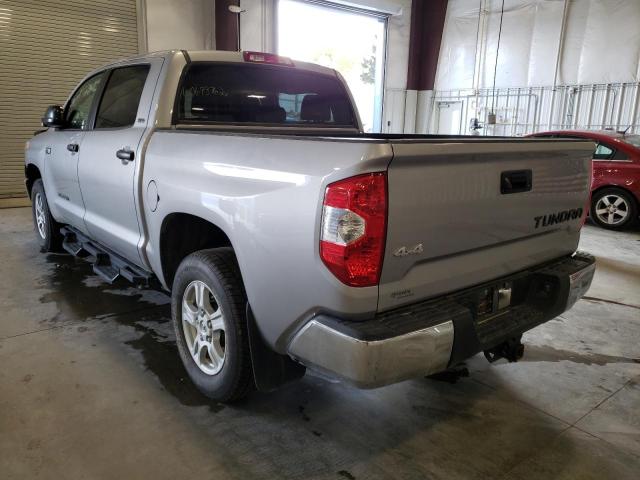 Photo 2 VIN: 5TFDW5F12HX600776 - TOYOTA TUNDRA CRE 