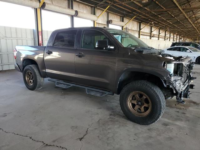 Photo 3 VIN: 5TFDW5F12HX647354 - TOYOTA TUNDRA CRE 