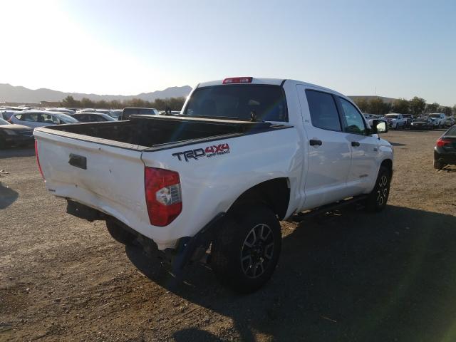 Photo 3 VIN: 5TFDW5F12HX671007 - TOYOTA TUNDRA CRE 