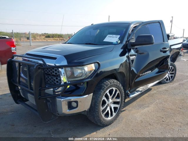 Photo 1 VIN: 5TFDW5F12JX713696 - TOYOTA TUNDRA 