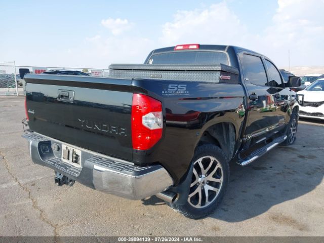 Photo 3 VIN: 5TFDW5F12JX713696 - TOYOTA TUNDRA 