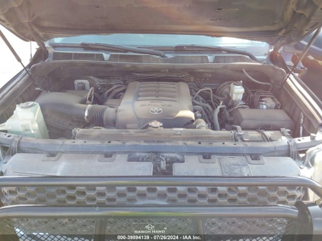 Photo 9 VIN: 5TFDW5F12JX713696 - TOYOTA TUNDRA 