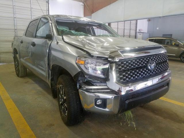 Photo 0 VIN: 5TFDW5F12JX734175 - TOYOTA TUNDRA CRE 