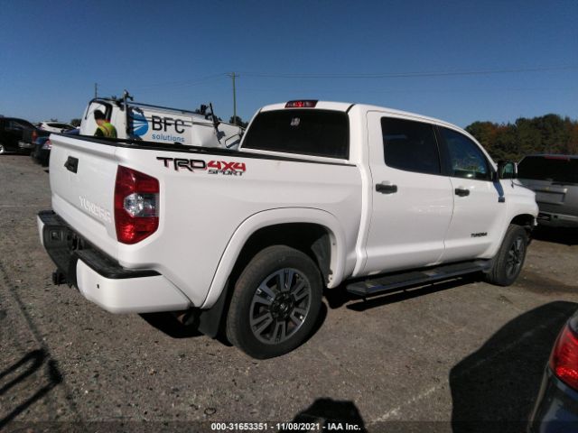 Photo 3 VIN: 5TFDW5F12JX737254 - TOYOTA TUNDRA 4WD 