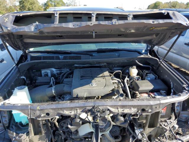 Photo 10 VIN: 5TFDW5F12JX768293 - TOYOTA TUNDRA CRE 