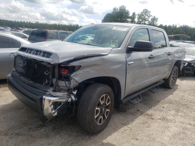 Photo 1 VIN: 5TFDW5F12JX776247 - TOYOTA TUNDRA CRE 