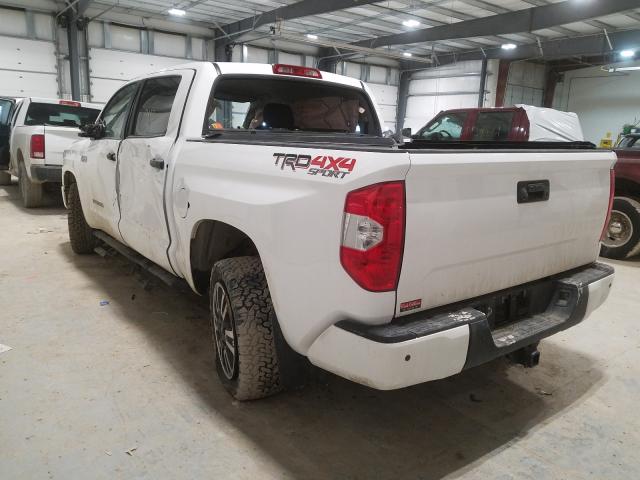 Photo 2 VIN: 5TFDW5F12KX780736 - TOYOTA TUNDRA 4X4 