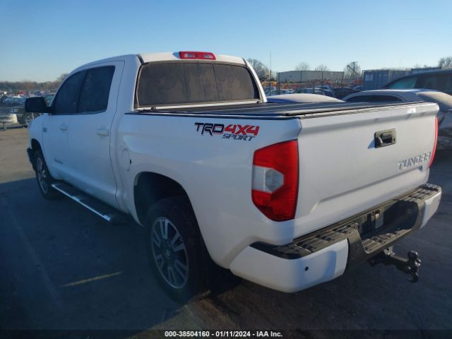 Photo 2 VIN: 5TFDW5F12KX786570 - TOYOTA TUNDRA 