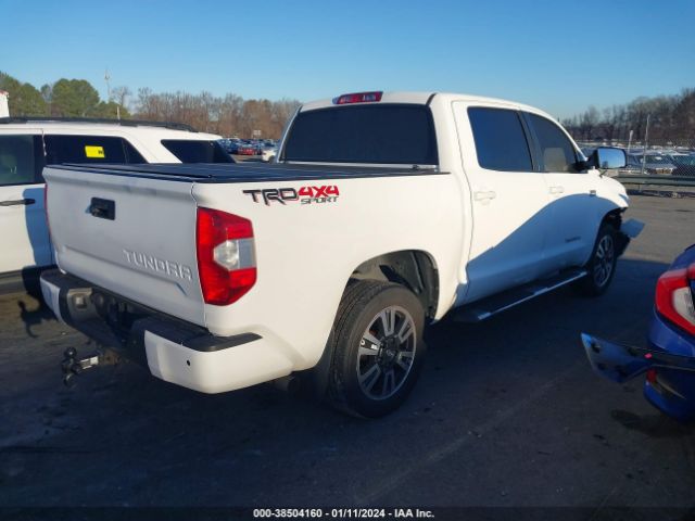 Photo 3 VIN: 5TFDW5F12KX786570 - TOYOTA TUNDRA 