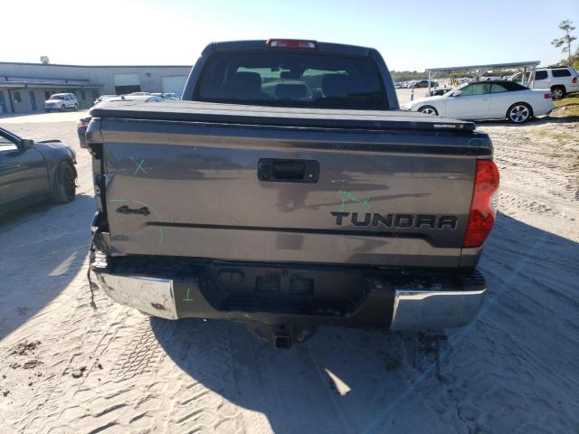 Photo 5 VIN: 5TFDW5F12KX793485 - TOYOTA TUNDRA CRE 