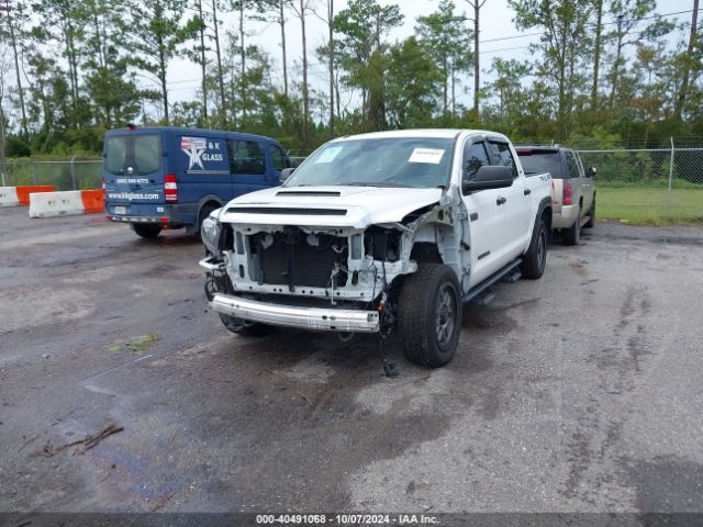 Photo 1 VIN: 5TFDW5F12KX816523 - TOYOTA TUNDRA 