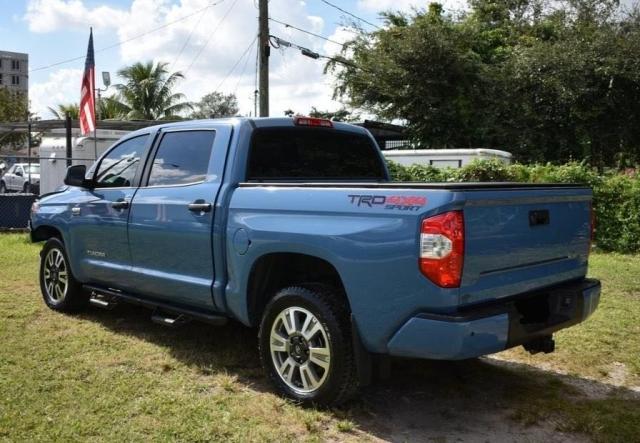 Photo 2 VIN: 5TFDW5F12KX837775 - TOYOTA TUNDRA 4WD 