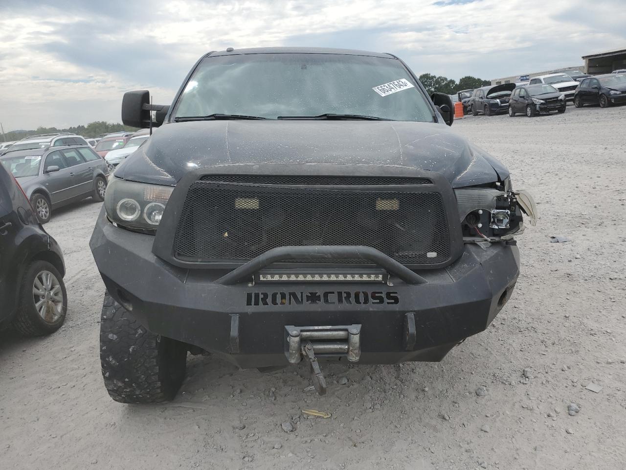 Photo 4 VIN: 5TFDW5F13AX127413 - TOYOTA TUNDRA 