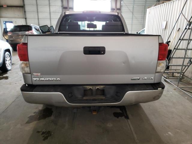 Photo 5 VIN: 5TFDW5F13AX147628 - TOYOTA TUNDRA CRE 