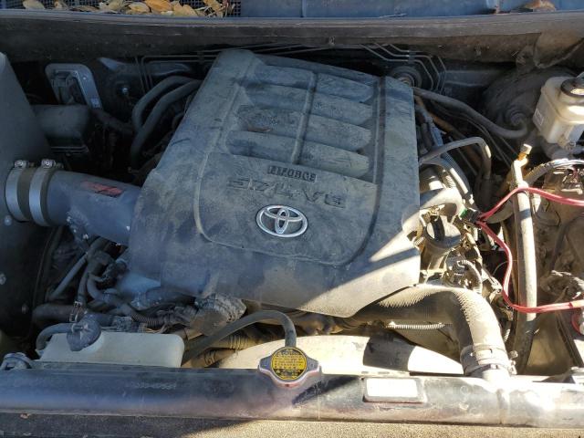 Photo 11 VIN: 5TFDW5F13CX215901 - TOYOTA TUNDRA CRE 