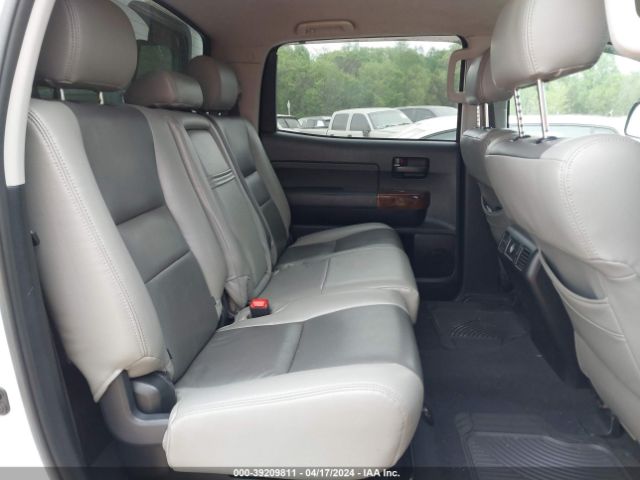 Photo 7 VIN: 5TFDW5F13CX217700 - TOYOTA TUNDRA 