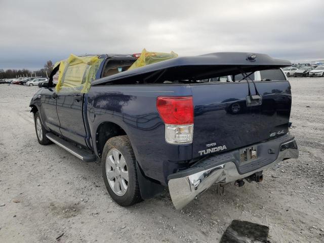 Photo 2 VIN: 5TFDW5F13CX220418 - TOYOTA TUNDRA CRE 