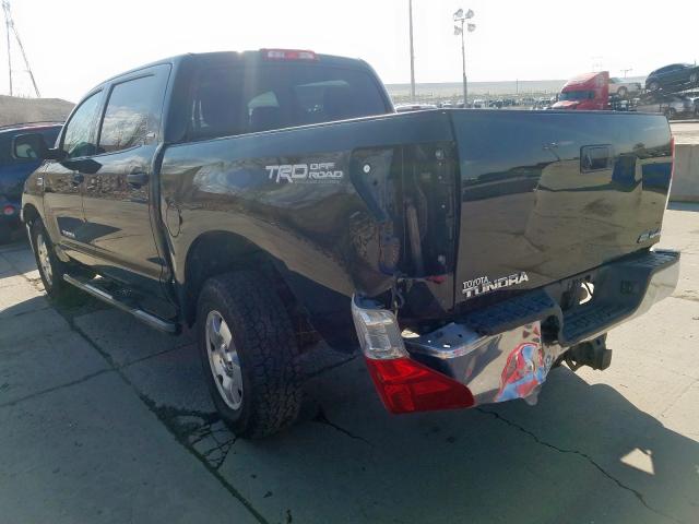 Photo 2 VIN: 5TFDW5F13DX299767 - TOYOTA TUNDRA CRE 