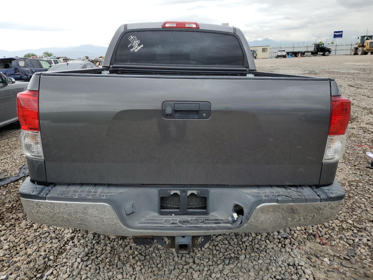 Photo 5 VIN: 5TFDW5F13DX319466 - TOYOTA TUNDRA 