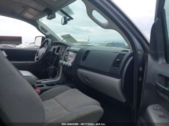 Photo 4 VIN: 5TFDW5F13DX320018 - TOYOTA TUNDRA 